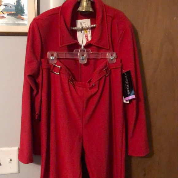 Red pants set - Picture 1 of 6